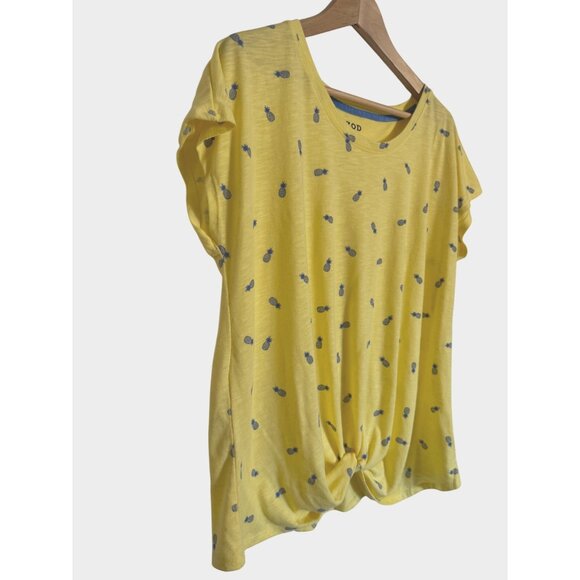 Izod Pineapple Knot Tee Size XL Yellow Short Sleeve NWOT Shirt - Picture 9 of 10